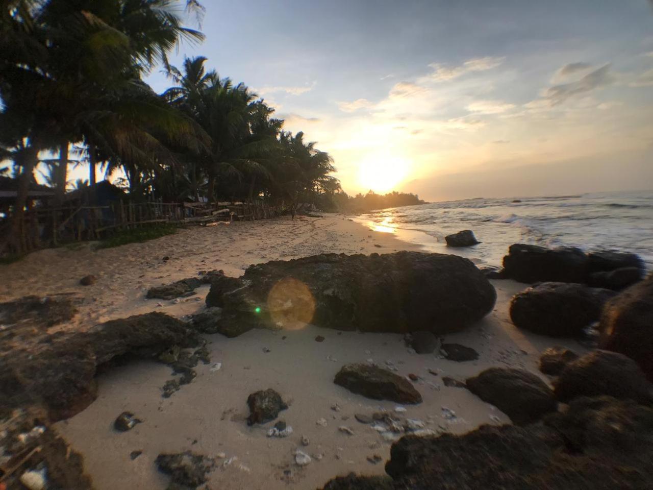 Ram'S Surfing Beach,Midigama-Est Extérieur photo