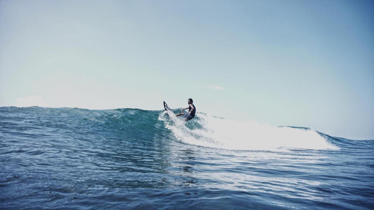 Ram'S Surfing Beach,Midigama-Est Extérieur photo